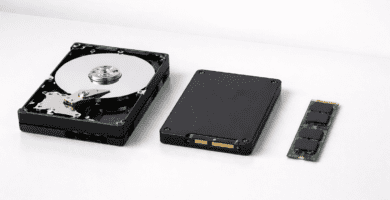 Comparación visual de HDD, SSD y SSD NVMe como almacenamiento en una PC