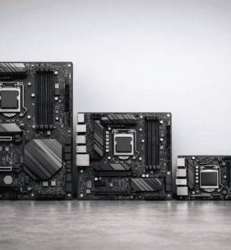Comparación visual de tarjetas madre ATX, Micro ATX y Mini ITX